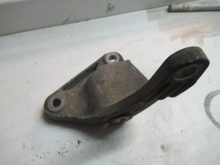 кронштейн КПП Ford Mondeo 3 поколение 2001, 1S716P093AB