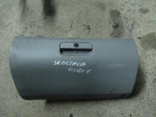 бардачок Skoda Octavia 1 поколение (A4) 1998, 1.6 л., i, бензин, МКПП, хетчбэк 5 дв.