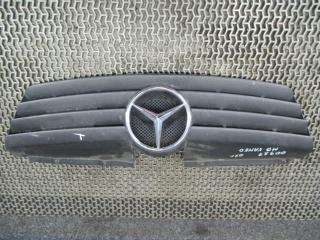 решетка радиатора Mercedes-Benz Vaneo W414 2003, 1.7 л., CDi, дизель, МКПП, минивэн, A4148800085