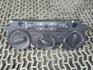 блок управления печки / климат-контроля Volkswagen Touran 1 поколение 2004, 2.0 л., TDi, дизель, МКПП, минивэн, 1K0820047JR