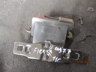 замок багажника Ford Fiesta 6 поколение 2011, 1.3 л., i, бензин, МКПП, хетчбэк 5 дв.