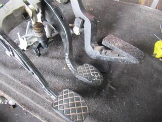 узел педальный (блок педалей) Volkswagen Passat B5 1998, 1.8 л., Ti, бензин, МКПП, универсал, 8D1721117T