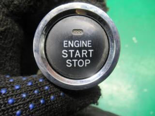 кнопка запуска двигателя Toyota Corolla Verso 2 поколение AR10 2007, 2.2 л., дизель, МКПП, минивэн, 6842L71B