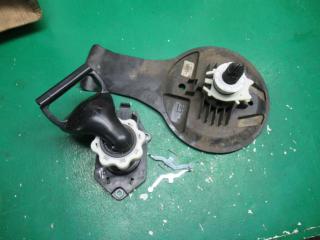 крепление запаски Renault Modus 1 поколение 2005, 1.4 л., i, бензин, МКПП, хетчбэк 5 дв., 8200304319A, 8200269378C