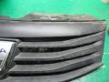 решетка радиатора Dacia Sandero 1 поколение 2009, 1.4 л., i, бензин, МКПП, хетчбэк 5 дв., 8200735104 - фото №2