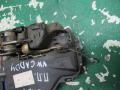 замок двери передней правой Volkswagen Caddy 2 поколение 2004, 2.0 л., SDi, дизель, МКПП, фургон - фото №5