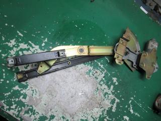 стеклоподъемник электрический передний правый Volkswagen Passat B4 1994, 1.9 л., TDi, дизель, МКПП, универсал