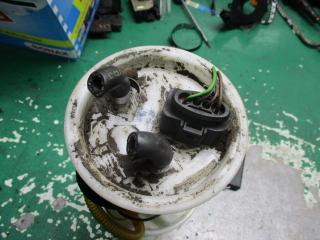 насос топливный Volkswagen Passat B5 2000, 1.6 л., i, бензин, МКПП, универсал