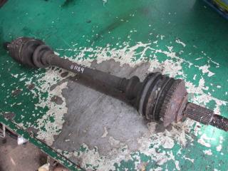 полуось передняя левая (приводной вал, ШРУС) Fiat Ulysse 1 поколение 1997, 2.0 л., i, бензин, МКПП, минивэн