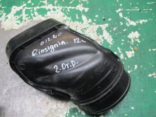 воздухозаборник Opel Insignia 1 поколение (A) 2012, 2.0 л., дизель, МКПП, седан, 20985850