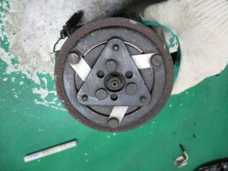 компрессор кондиционера Mitsubishi Space Star 1 поколение [рестайлинг] 2004, 1.9 л., дизель, МКПП, минивэн, 8200040681