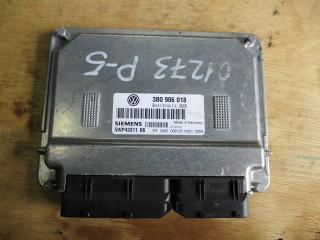 блок управления двигателем Volkswagen Passat B5 1998, 1.6 л., i, бензин, МКПП, универсал, 3B0906018, 5WP4331106