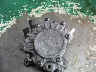 насос вакуумный Volkswagen Touran 1 поколение 2004, 2.0 л., TDi, дизель, 03G145209
