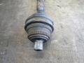 полуось передняя левая (приводной вал, ШРУС) Audi 80 8C/B4 1994, 1.6 л., i, бензин, МКПП, универсал - фото №2