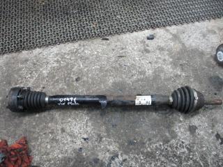 полуось передняя правая (приводной вал, ШРУС) Volkswagen Polo 3 поколение [рестайлинг] 2001, 1.0 л., i, бензин, МКПП, хетчбэк 5 дв., 6E0407272H