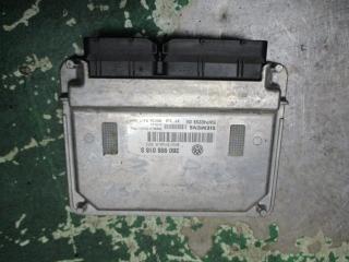 блок управления двигателем Volkswagen Passat B5 1999, 1.6 л., бензин, 3B0906018S