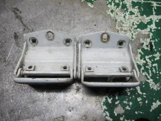 петля крышки багажника Mercedes-Benz Vito W639 2006