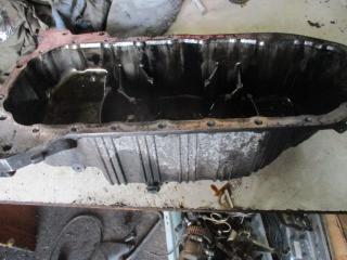 масляный поддон Volvo V70 1 поколение 1998, 2.5 л., дизель, 074103603K