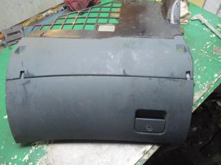 бардачок Audi A6 4B/C5 2000, 2.4 л., бензин, АКПП, седан