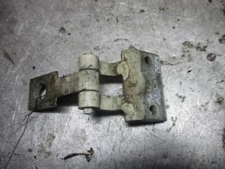 петля двери Volkswagen Transporter T4 1996, 729841511