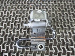 петля двери Audi A4 B5 [рестайлинг] 2001, 8E0831411B