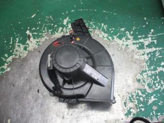 моторчик печки Volkswagen Polo 4 поколение 2004, 1.2 л., бензин, МКПП, хетчбэк 5 дв., 6Q1820015C