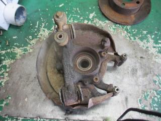 ступица задняя левая Audi A6 4B/C5 2000, 2.4 л., бензин, МКПП