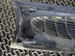 решетка радиатора Ford Fiesta 4 поколение 1998, 1.3 л., бензин, МКПП, хетчбэк 5 дв., 96FB8200