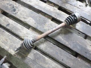 полуось передняя левая (приводной вал, ШРУС) Audi 80 B3 1990, 1.8 л., бензин, МКПП, седан