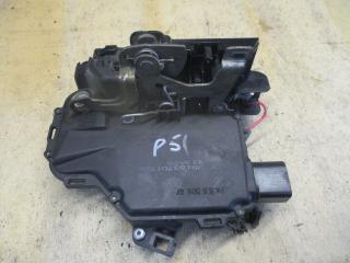 замок двери передней левой Volkswagen Passat B5 1998