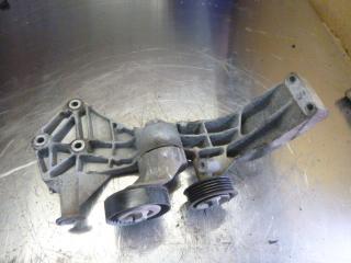 кронштейн генератора Mercedes-Benz A-Класс W168 2001, 1.4 л., бензин, МКПП, минивэн, A1662020740