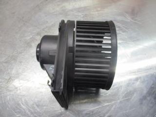 моторчик печки Volkswagen Golf 3 поколение 1999, 1.9 л., дизель, МКПП, хетчбэк 5 дв., 1J1819021B