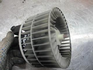 моторчик печки Mercedes-Benz A-Класс W168/V168 [рестайлинг] 2004, 1.7 л., дизель, МКПП, хетчбэк 5 дв.