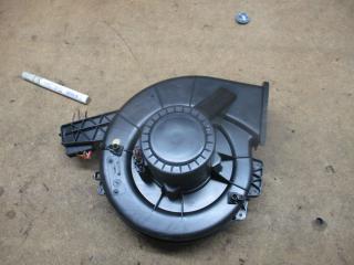 моторчик печки Skoda Fabia 1 поколение (6Y) 2003, 1.4 л., бензин, МКПП, хетчбэк 5 дв., 6Q1819015C