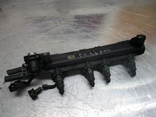 форсунка Volkswagen Golf 3 поколение 1999, 1.6 л., бензин, 037906031AA