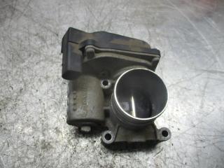 заслонка дроссельная Volkswagen Polo 4 поколение [рестайлинг] 2006, 1.2 л., бензин, МКПП, хетчбэк 5 дв., 03D133062E