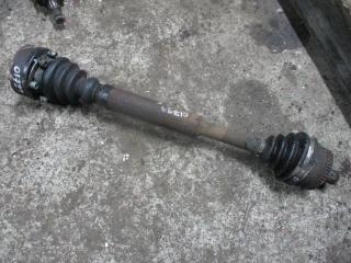 полуось передняя левая (приводной вал, ШРУС) Audi A4 B5 [рестайлинг] 2000, 1.6 л., бензин, МКПП, универсал