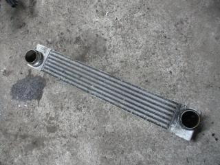 интеркулер BMW 5 серия E60/E61 2006, 2.0 л., дизель, МКПП, универсал, 7795823
