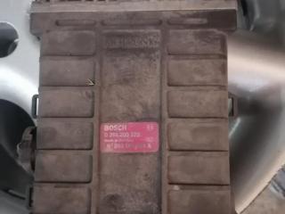 блок управления двигателем Volkswagen Passat B3 1991, 1.8 л., бензин, 0261200222, 893907404A