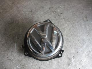 кнопка открытия багажника Volkswagen Polo 5 поколение 2012, 1.2 л., дизель, МКПП, хетчбэк 5 дв., 6R6827469