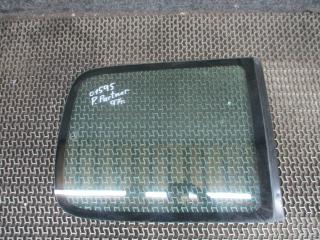 стекло кузовное боковое правое Peugeot Partner 1 поколение (M49) 1997, 1.9 л., дизель, МКПП, фургон