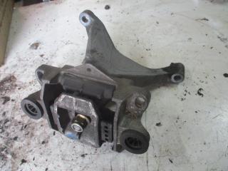 подушка крепления КПП Ford Mondeo 3 поколение 2003, 2.0 л., бензин, 1S717M125AC