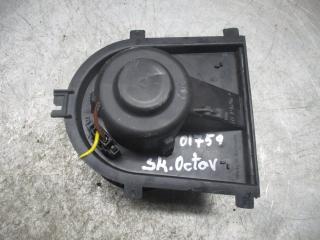 моторчик печки Skoda Octavia 1 поколение (A4) 1998, 1.6 л., бензин, МКПП, хетчбэк 5 дв., 1J1819021A