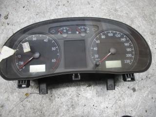 щиток приборов (приборная панель) Volkswagen Polo 4 поколение 2004, 6Q0820800
