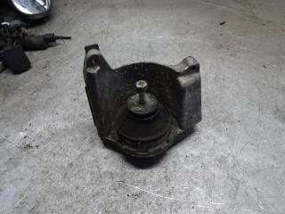 подушка крепления двигателя Audi 80 8C/B4 1994, 2.6 л., бензин, АКПП, седан, 8A0199352