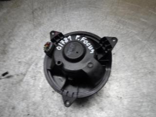 моторчик печки Ford Focus 1 поколение 1999, 1.4 л., бензин, МКПП, хетчбэк 5 дв., XS4H18456AD