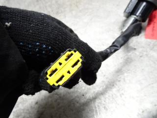 замок зажигания Dacia Sandero 1 поколение 2009, 1.4 л., бензин, МКПП, хетчбэк 5 дв., 8200826300