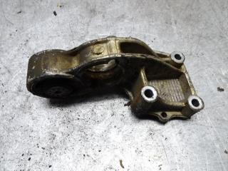 кронштейн полуоси Peugeot 206 1 поколение 2000, 1.4 л., бензин, МКПП, хетчбэк 5 дв.