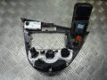 блок управления печки / климат-контроля Ford Focus 1 поколение [рестайлинг] 2004, 1.6 л., бензин, МКПП, универсал - фото №2