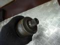 полуось передняя левая (приводной вал, ШРУС) Volkswagen Passat B5 1999, 1.8 л., бензин, МКПП, универсал - фото №5